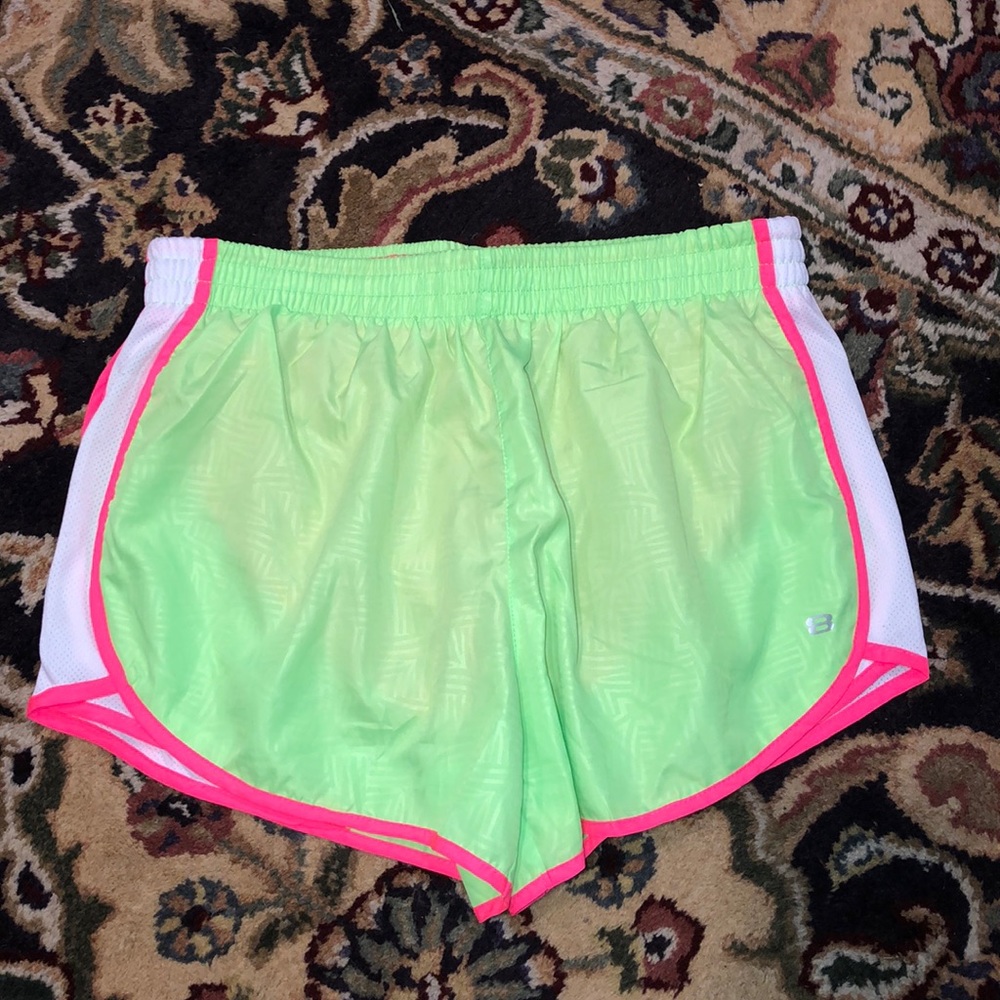 Women’s Athletic Shorts Size L Large